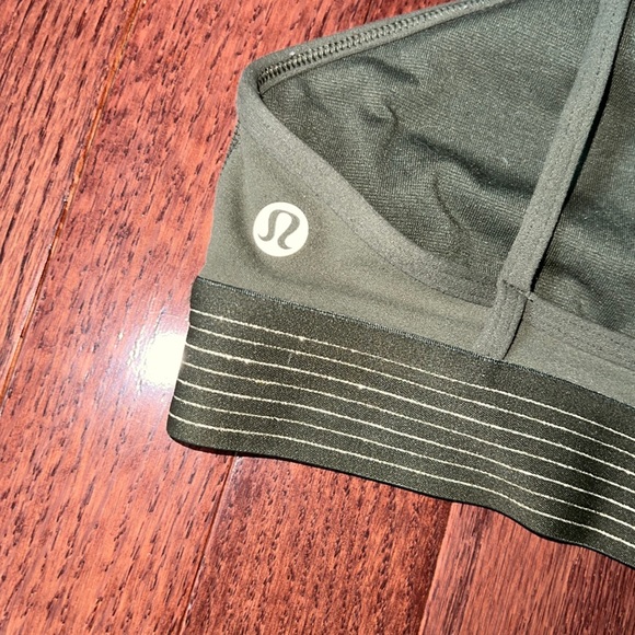 Lululemon Green Plus Golden Lining Bralette Women’s Size 2 - Picture 3 of 5